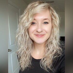 Meet your Posher, Luba